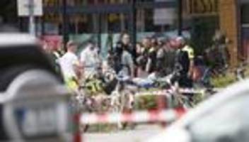 Mutmaßlicher Täter verletzt: Geiselnahme im Supermarkt: Erleichterung nach zwölf Stunden