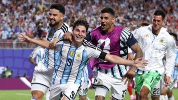 Embolo fliegt, kein Messi-Tor: Argentinien ringt die Schweiz nieder