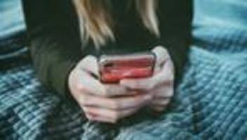 social-media-altersgrenze: eu-experten empfehlen social-media-verbot für unter-13-jährige