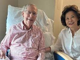 Bekannter US-Senator stürzte: Mitch McConnell beendet wilde Gerüchte über seine Gesundheit