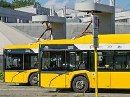 Sicherheitsbedenken unbegründet: Berliner Verkehrsbetriebe müssen Werbung für Nius wieder zulassen