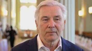 „Nicht früher interveniert“: Was Klaus Wowereit dem Wegner-Nachfolger Evers rät