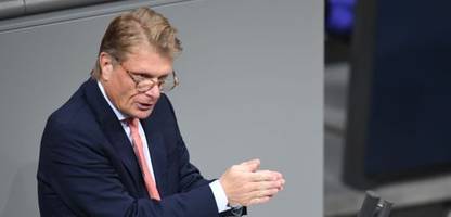 thomas bareiß: cdu-abgeordneter bei autounfall in baden-württemberg offenbar schwer verletzt