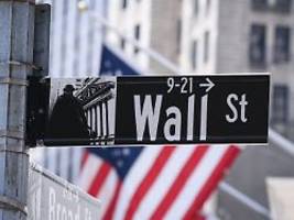 Brent und WTI weiter unter Druck: US-Verbraucherpreise geben S&P und Nasdaq Rückenwind