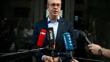 Evers mittendrin im Wahlkampf: Union und SPD streiten über kostenloses Schulessen