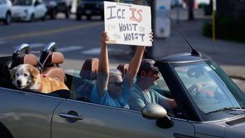 Nach tödlichen Schüssen: US-Behörde ICE reduziert wohl Fahrzeugkontrollen