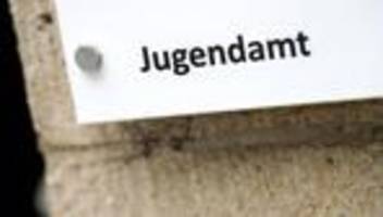 kindeswohlgefährdung: sorge um kinder – jugendämter häufiger denn je alarmiert