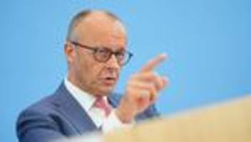 Sommer-Pressekonferenz: Merz: Einstieg chinesischer Autobauer nur «Notlösung»