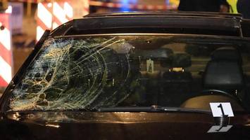 e-scooter-fahrer stirbt bei unfall in kreuzberg – autofahrer unter schock