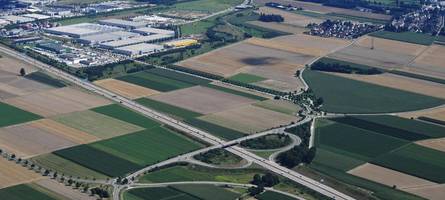 Droht rund um A8 und B17 noch mehr Stau durch das neue Containerterminal am GVZ?