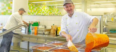 Hier werden täglich mehr als 3000 Menschen satt: Ein Blick hinter die Kulissen der Mensa der Uni Augsburg