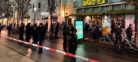 Verdacht auf Drogenverstöße: Polizei durchsucht Wohnungen von Mitarbeitenden des City Clubs