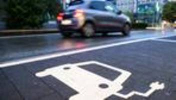 Alternative Antriebe: E-Autos sind im Trend: Fast jeder Dritte setzt auf Stromer