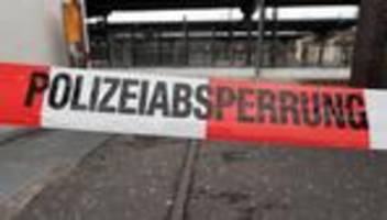 Entdeckung bei Bauarbeiten: Weltkriegsbombe gefunden - Bahnhof in Bruchsal gesperrt