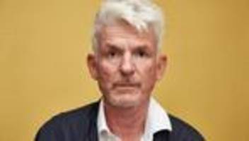 Literatur: Heinz Strunk: Morbides Untergangsszenario vor Traumkulisse