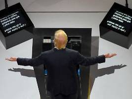 100.000 dollar profit gemacht?: mann hinter trumps teleprompter wettete auf reden des präsidenten