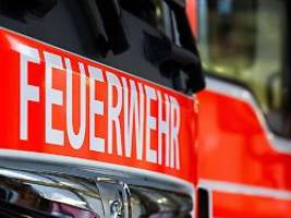 streit um jugendbelange: mann legt feuer in behörde in finsterwalde - mehrere menschen verletzt