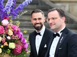 Wenn das Private politisch ist: Den Doppelmoral-Vorwurf hat Jens Spahn kommen sehen