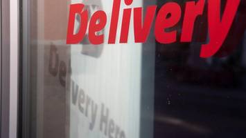Milliarden-Deal: Uber kauft deutschen Lieferdienst Delivery Hero