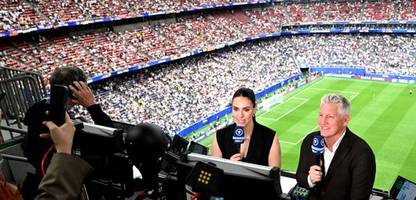 WM 2026: Argentinische Fans versöhnen sich mit Schweinsteiger und feiern mit ihm den Finaleinzug