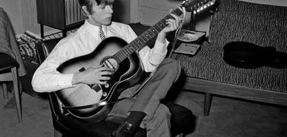 david bowie: im herbst erscheinen unveröffentlichte songs - mit jimmy page an der gitarre