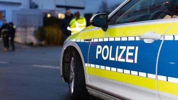 Vier Männer bei Fahrraddiebstahl erwischt – Zeugen werden gewürgt und bestohlen