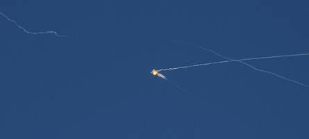 Mit mindestens acht Raketen: Russisches Militär greift Kiew in der Nacht an