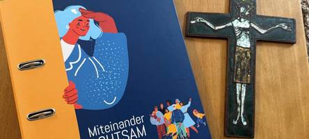 priester soll mädchen bei messfeier geschlagen haben: dem bistum reicht eine entschuldigung