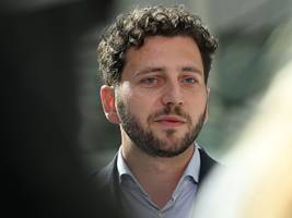 Bundespolitik: Banaszak: Spahn muss Fragen zur Leihmutterschaft beantworten