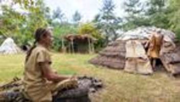Archäologie: Geschichte zum Anfassen - Zeiteninsel startet Dauerbetrieb