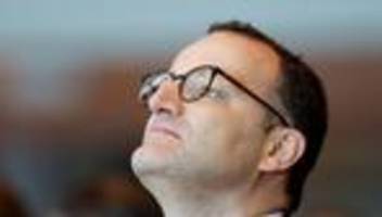 kontroverse nach baby-news: leihmutterschaft: cdu-politiker fordert spahns rücktritt