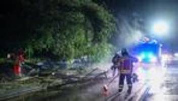 Südwesten: Superzelle, Toter, Verletzte: Die Bilanz der Unwetter-Nacht