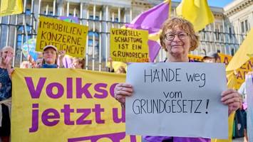 Wollte Vonovia Studie zurückhalten? So denken Berliner über Enteignungen