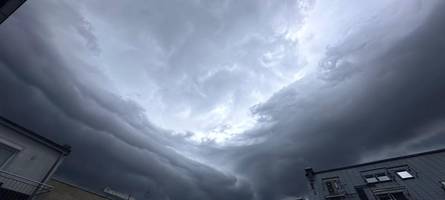 Orkanböen, Hagel und Starkregen in Bayern: Unwetter erreicht Augsburg