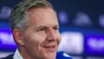 Mitgliederversammlung: «Magie ist zurück»: Mitglieder bestätigen Schalke-Boss Hefer