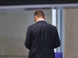 rücktritt auf dem höhepunkt: spahn hat seine macht gerade gesichert - dann stürzt er