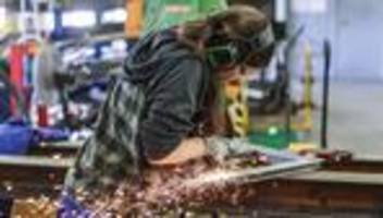 Arbeitsmarkt: Ausbildungszahlen im Handwerk steigen gegen den Wirtschaftstrend