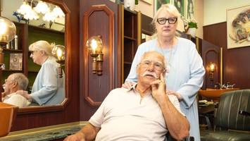 Friseursalon Harry schließt nach 120 Jahren: „Mit uns stirbt ein Stück Kiez“