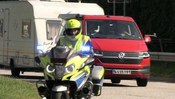 Sicher in den Urlaub? Polizei überprüft Wohnmobile auf A7 – mit Beifang