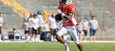 packendes football-duell: augsburg centurions triumphieren erneut vor topspiel gegen spitzenreiter