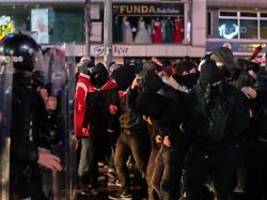 CHP wird weiter verfolgt: Oppositionelle Bürgermeisterin bei Istanbul festgenommen