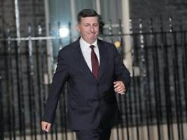 Kabinettsumbildung in London: Neuer britischer Premier holt zurückgetretenen Verteidigungsminister zurück