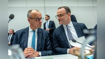 32.000 Euro, viel Stress, wenig Ehre: Job im Kanzleramt wird wohl frei