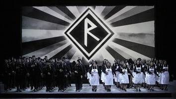 erstmals „rienzi“ in bayreuth: so sind sie live bei der premiere dabei