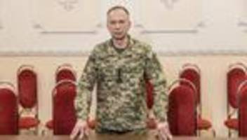 Ukraine: Wolodymyr Selenskyj tauscht ukrainischen Militärchef aus