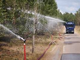 kreisregner seien untauglich: waldbrandexperte kritisiert löschkonzept für müritz-nationalpark