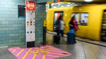 Für mehr Sichtbarkeit: BVG testet „Pink*Zones“ an Notrufsäulen