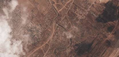 Israel teilt Gazastreifen mit kilometerlanger Erdbarriere