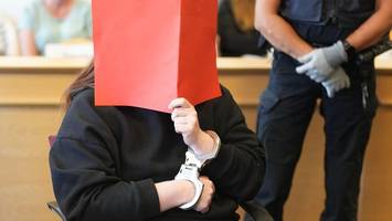ließen säugling verhungern: eltern zu lebenslanger haft verurteilt