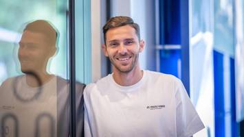 Spontane Aktion: St.-Pauli-Transfercoup sucht per TV Wohnung in Hamburg